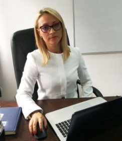 Despre noi